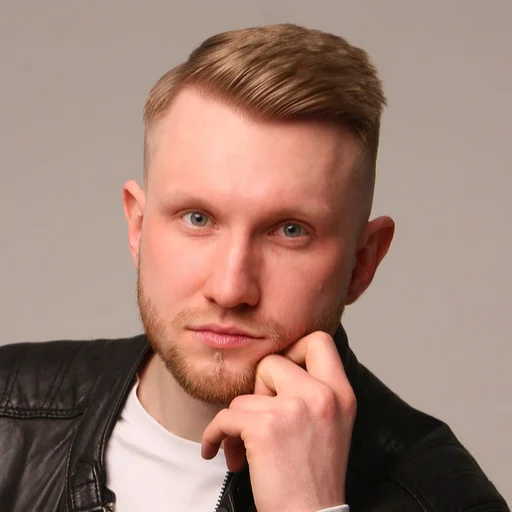 Илья Мишин